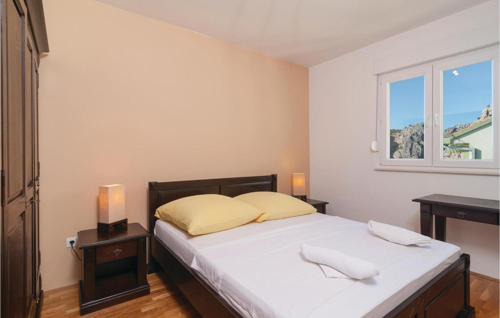 Nice Apartment In Omis With House Sea View מראה חיצוני תמונה