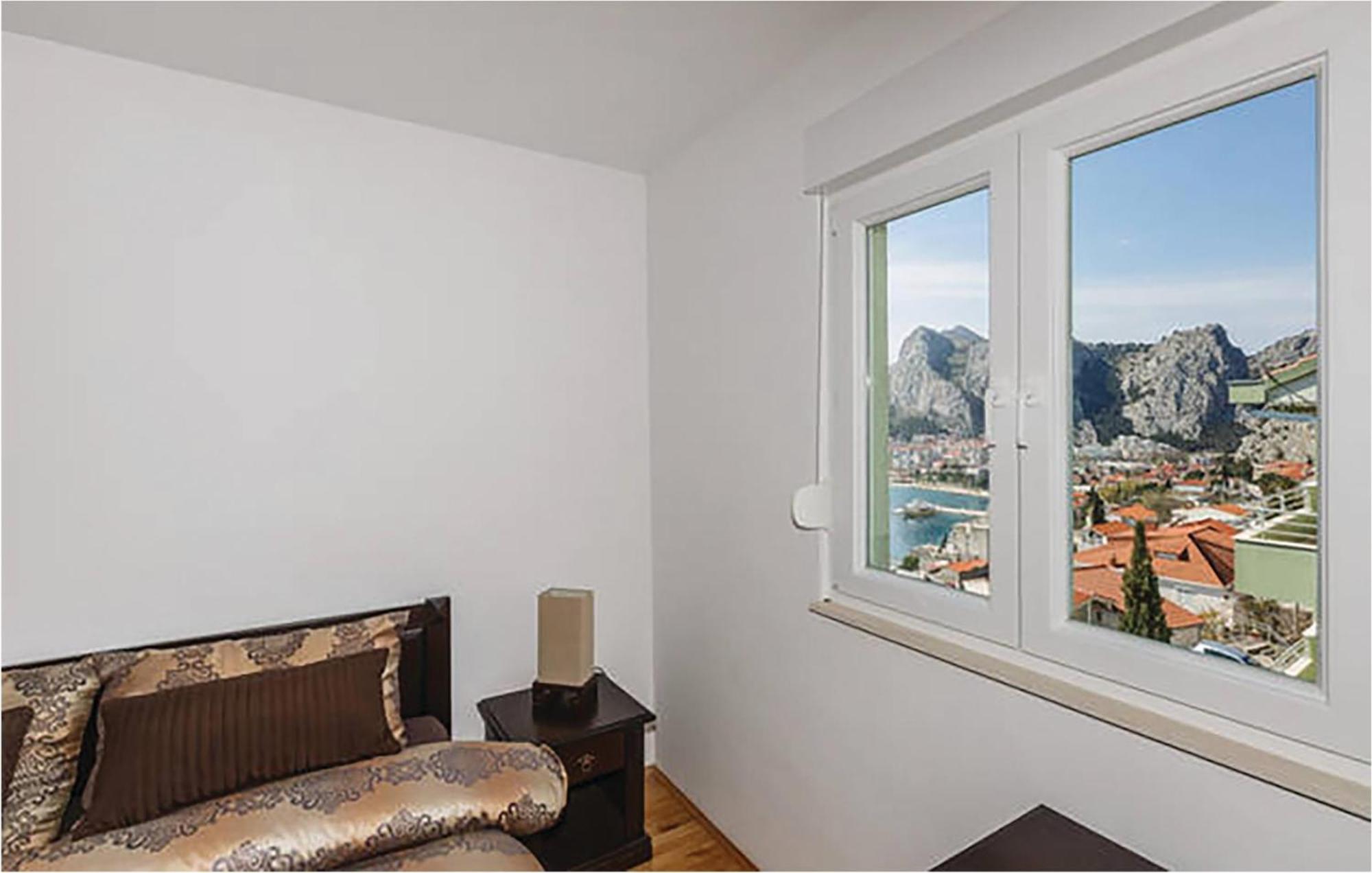 Nice Apartment In Omis With House Sea View מראה חיצוני תמונה